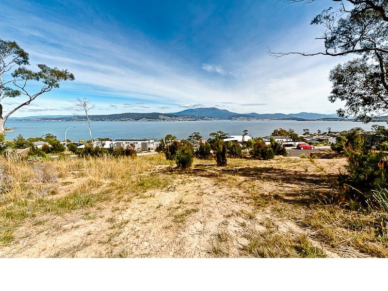 664 Oceana Drive, Tranmere TAS 7018