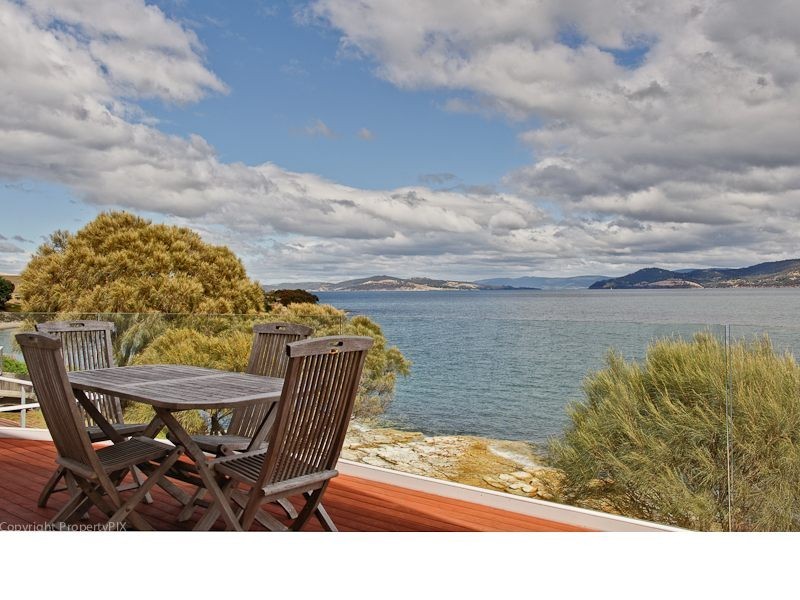 25 Gellibrand Lane, Opossum Bay TAS 7023