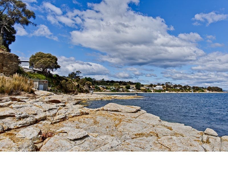 25 Gellibrand Lane, Opossum Bay TAS 7023