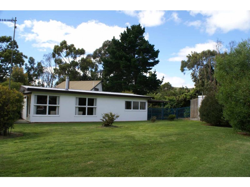6 Stockdale Avenue, Sisters Beach TAS 7321
