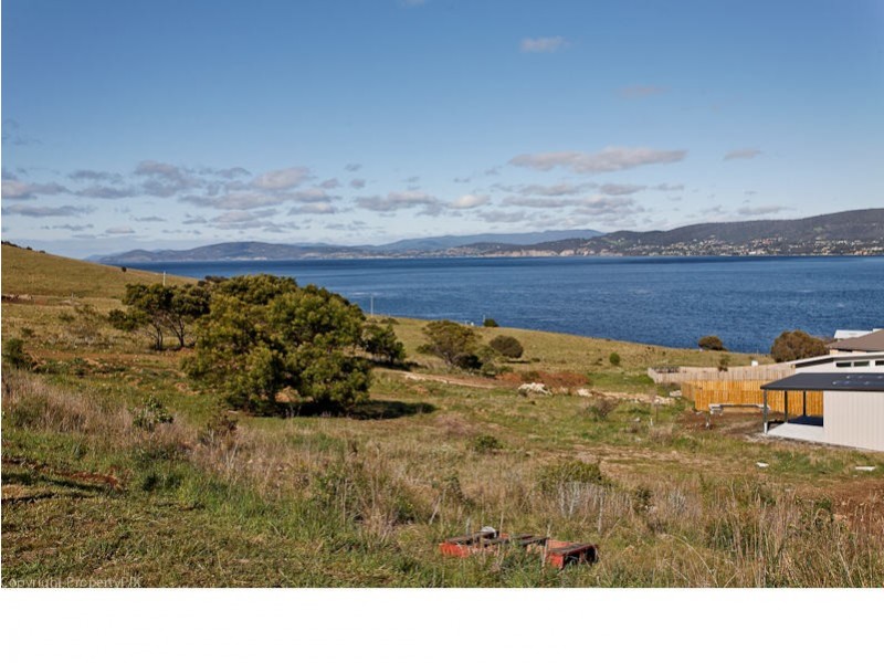 975 Oceana Drive, Tranmere TAS 7018