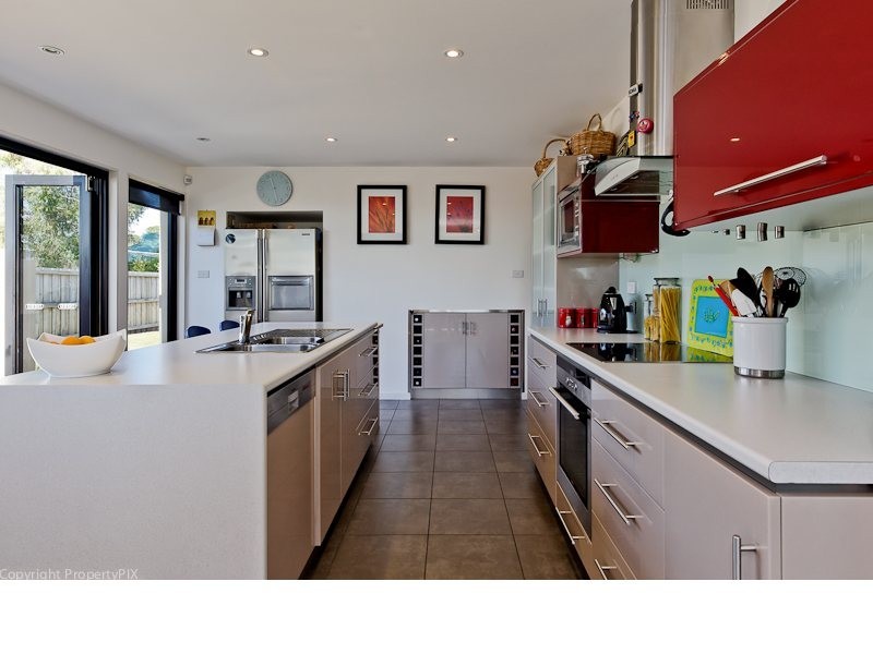 51 Sandra Drive, Blackmans Bay TAS 7052