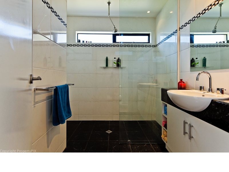 51 Sandra Drive, Blackmans Bay TAS 7052