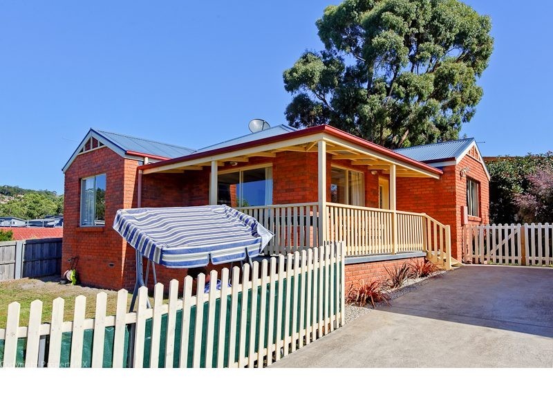 3/4 Freeman Street, Kingston TAS 7050