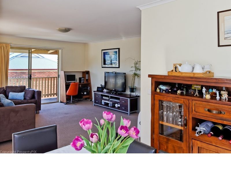 3/4 Freeman Street, Kingston TAS 7050