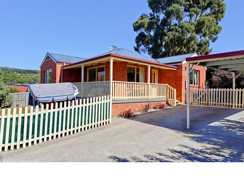 3/4 Freeman Street, Kingston TAS 7050