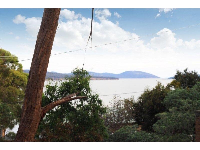 22 Susans Bay Road, Primrose Sands TAS 7173