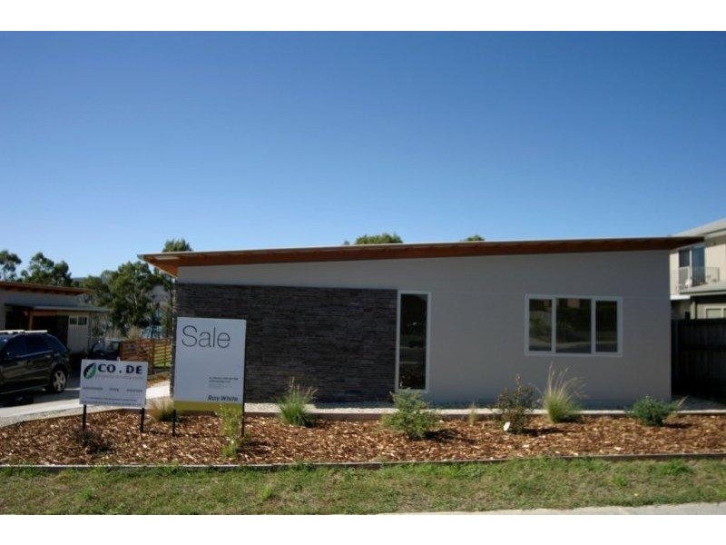 2/11 Staff Road, Electrona TAS 7054