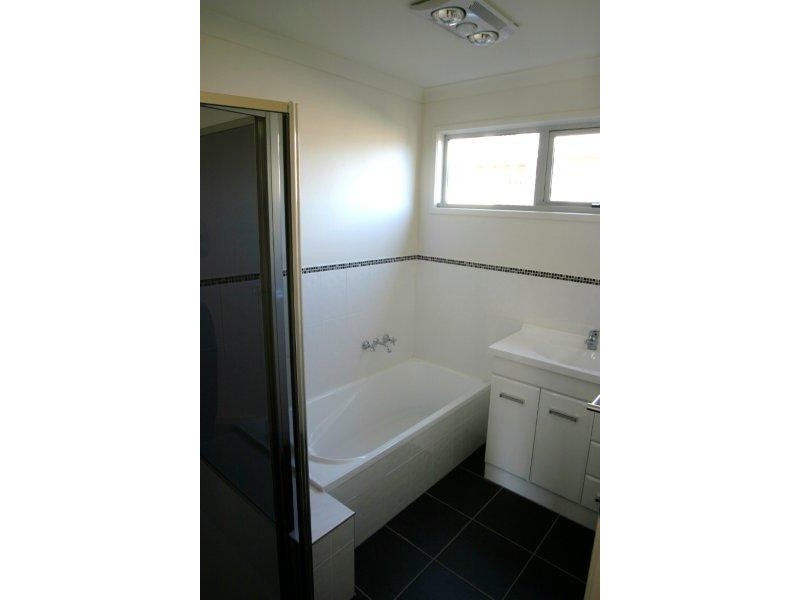 2/11 Staff Road, Electrona TAS 7054