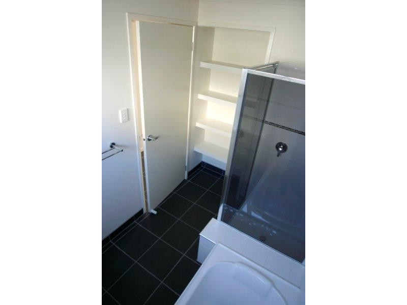 2/11 Staff Road, Electrona TAS 7054