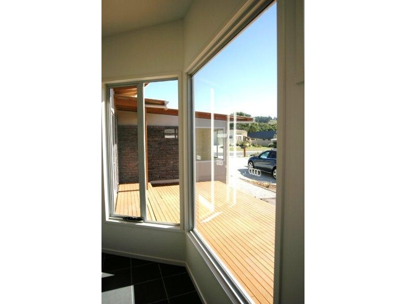 2/11 Staff Road, Electrona TAS 7054