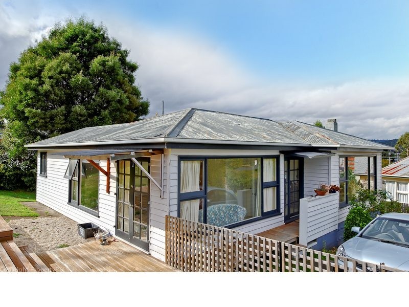 6 Allens Avenue, Lutana TAS 7009