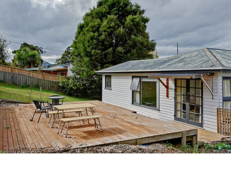 6 Allens Avenue, Lutana TAS 7009