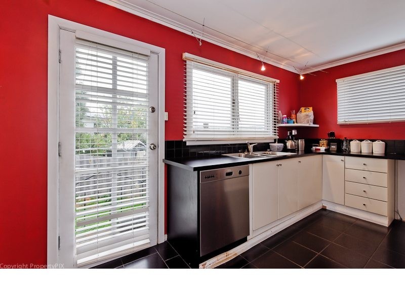 6 Allens Avenue, Lutana TAS 7009