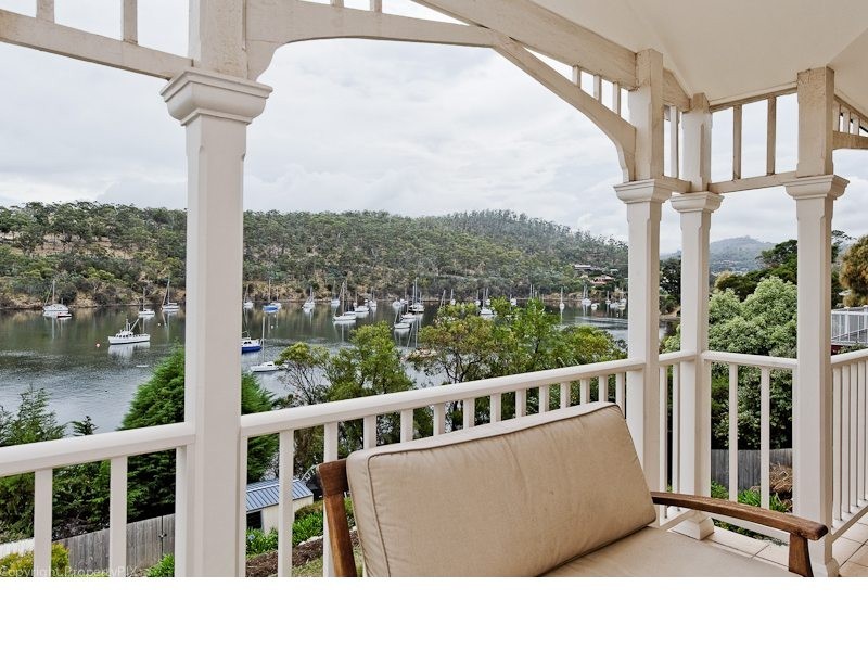 73 Derwent Avenue, Geilston Bay TAS 7015