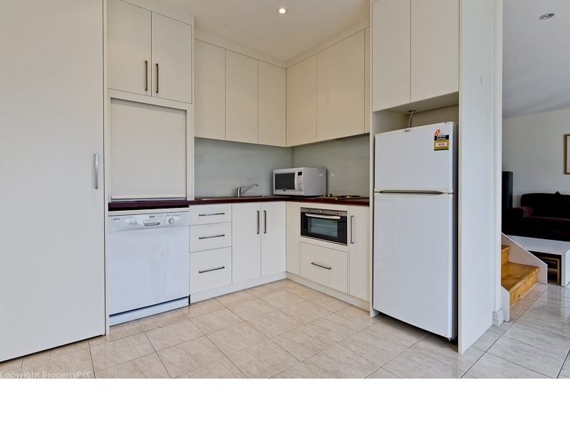 73 Derwent Avenue, Geilston Bay TAS 7015