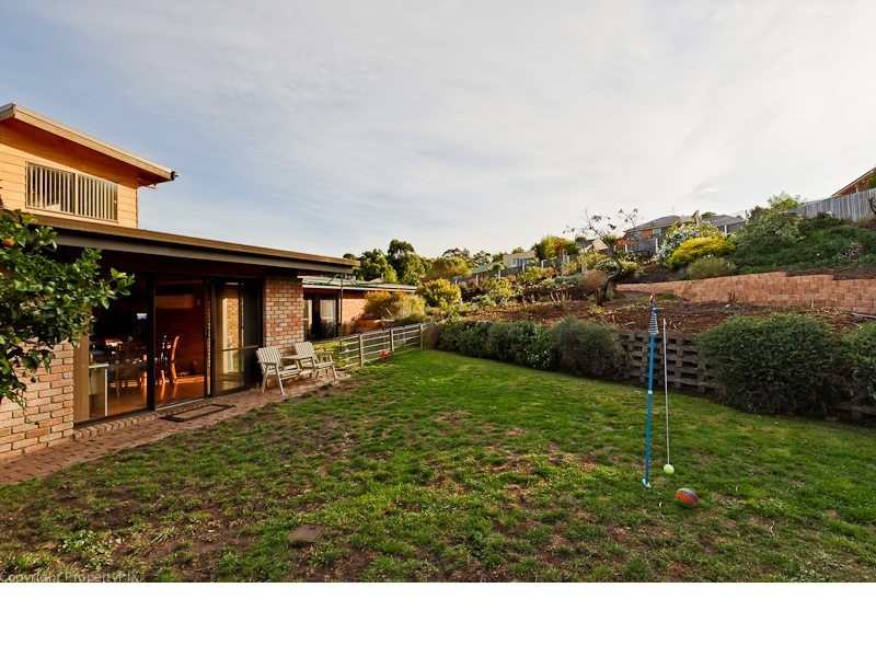 55 Diamond Drive, Blackmans Bay TAS 7052