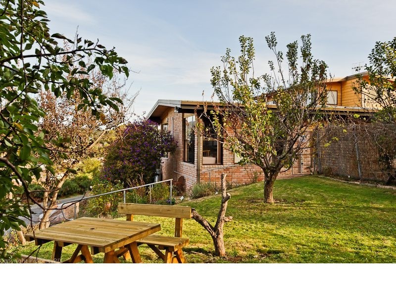 55 Diamond Drive, Blackmans Bay TAS 7052