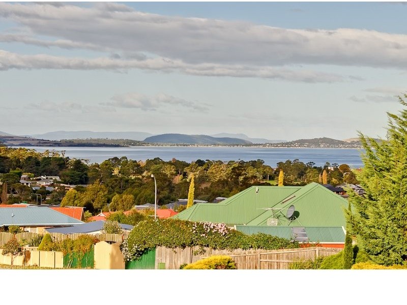 102 Willowbend Road, Kingston TAS 7050