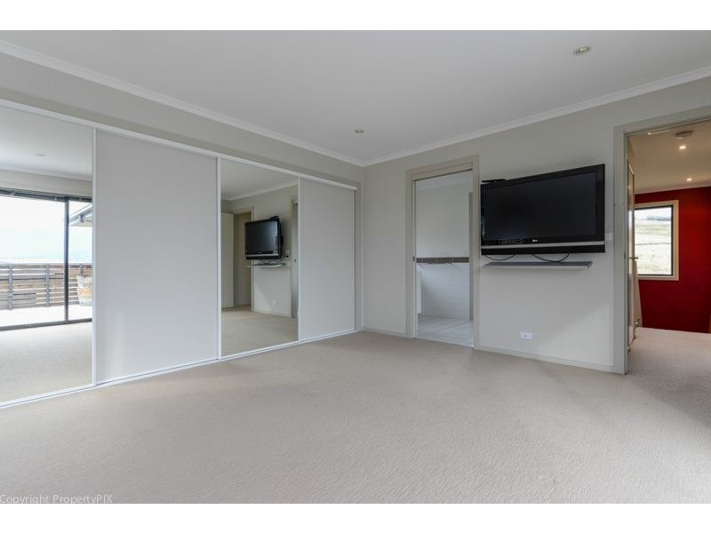 2/12 Skala Road, Tranmere TAS 7018