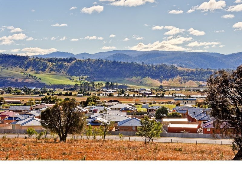 13 Una Court, Brighton TAS 7030