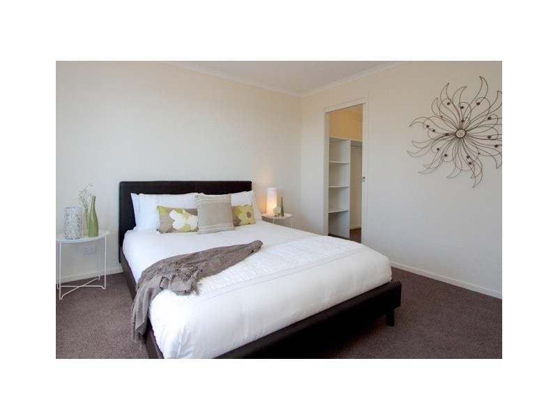 1/590 Oceana Drive, Howrah TAS 7018