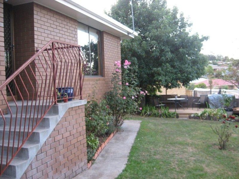 2/11 Alroy Court, Rosetta TAS 7010