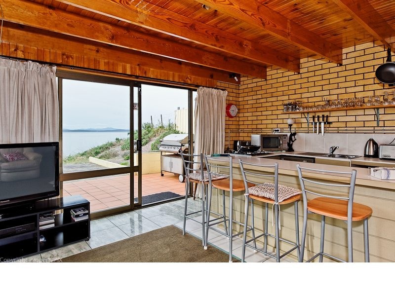 4 Frederick Henry Parade, Cremorne TAS 7024