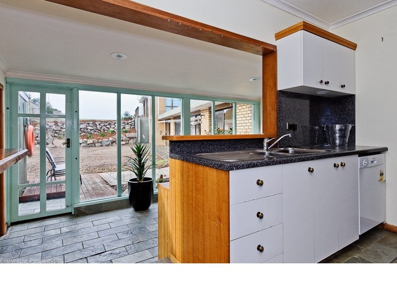 4 Frederick Henry Parade, Cremorne TAS 7024