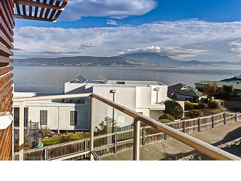 27 Vaughan Court, Tranmere TAS 7018