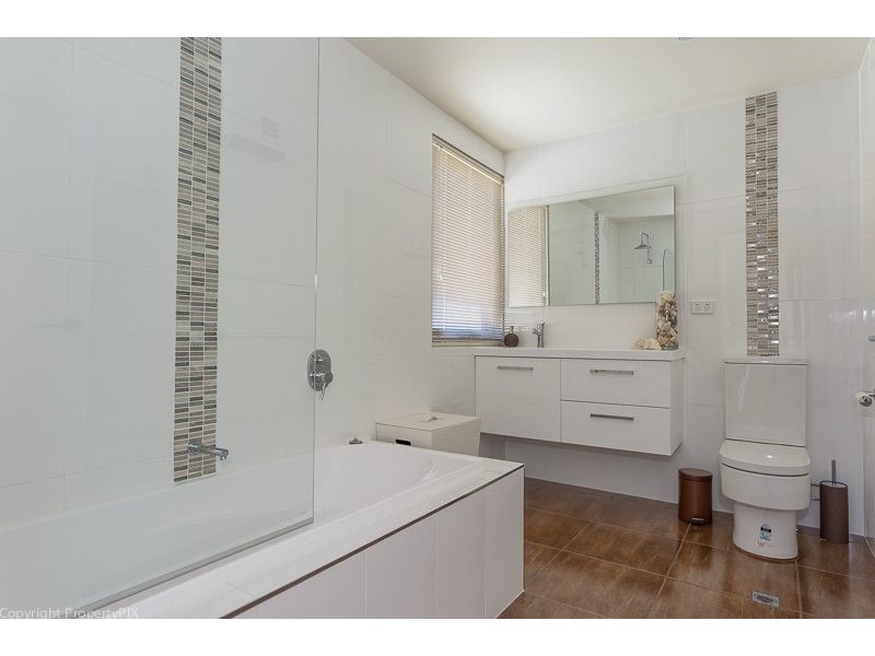 27 Vaughan Court, Tranmere TAS 7018