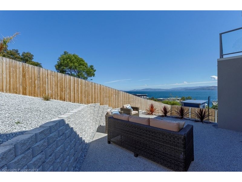27 Vaughan Court, Tranmere TAS 7018