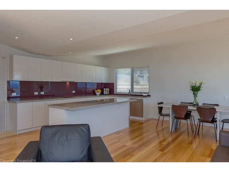 27 Vaughan Court, Tranmere TAS 7018
