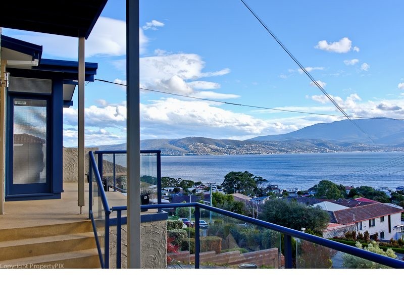27 Tunah Street, Howrah TAS 7018