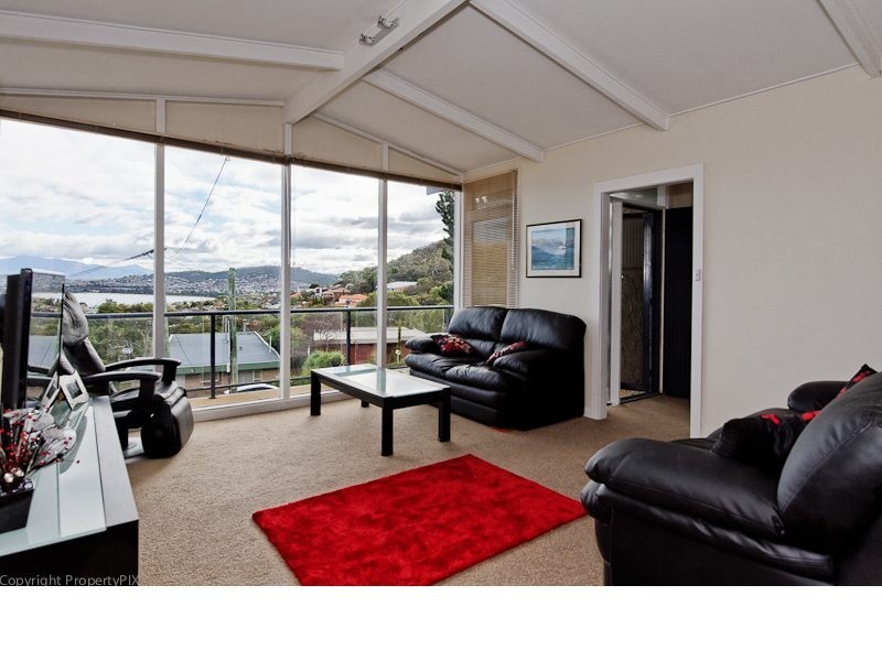 27 Tunah Street, Howrah TAS 7018