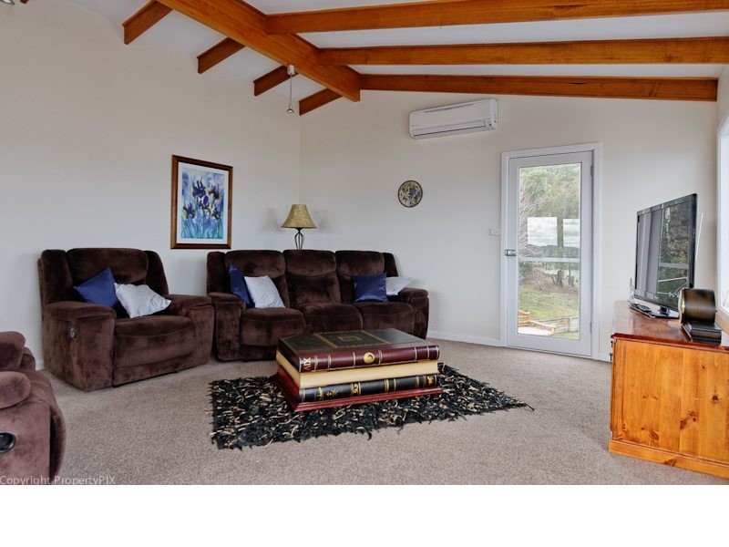 27 Tunah Street, Howrah TAS 7018