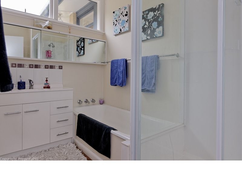 27 Tunah Street, Howrah TAS 7018