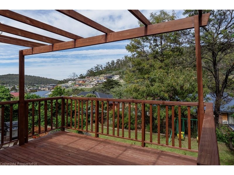 63 Clinton Rd, Geilston Bay TAS 7015