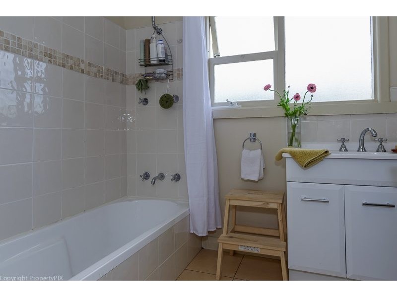 63 Clinton Rd, Geilston Bay TAS 7015