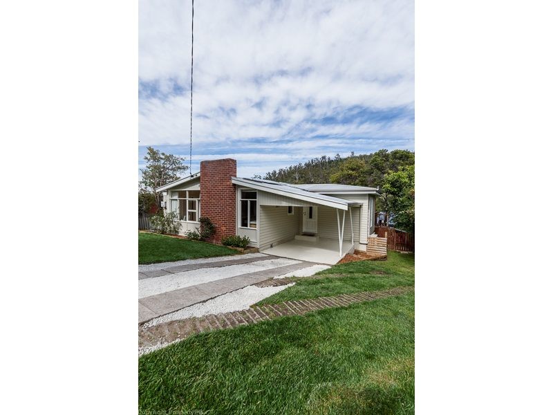 63 Clinton Rd, Geilston Bay TAS 7015