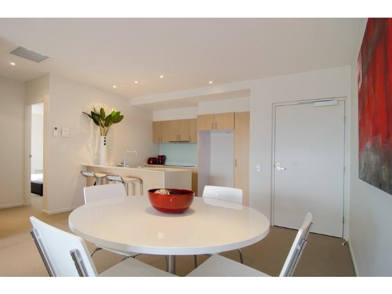 2/166 Bathurst Street, Hobart TAS 7000