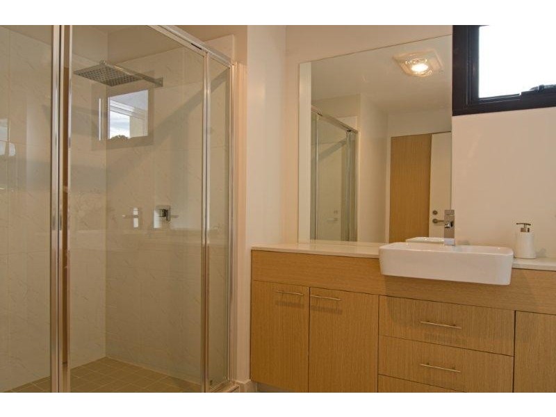 2/166 Bathurst Street, Hobart TAS 7000