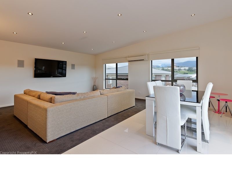 48 Ineke Drive, Kingston TAS 7050