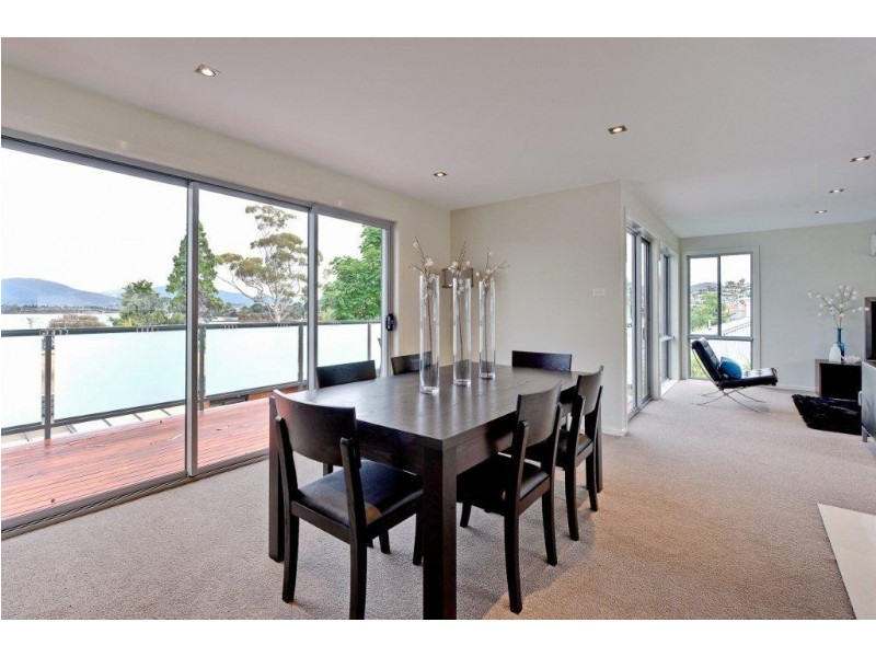 1/47A East Derwent Highway, Rose Bay TAS 7015