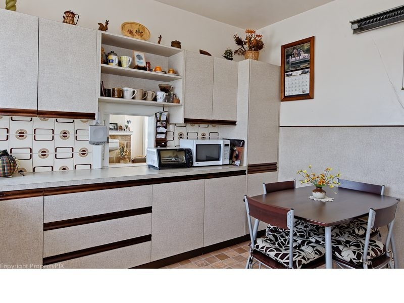 3 Oliver Ave, Lindisfarne TAS 7015