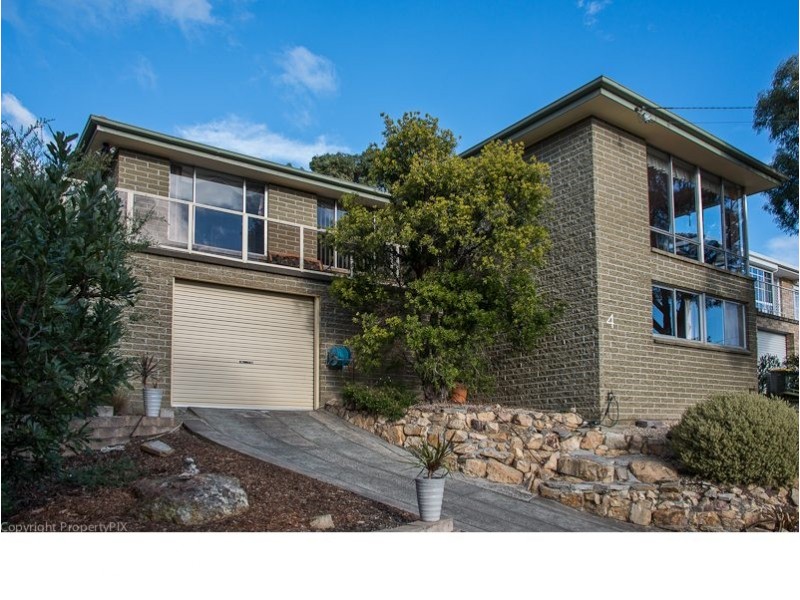 4 Walana Street, Geilston Bay TAS 7015