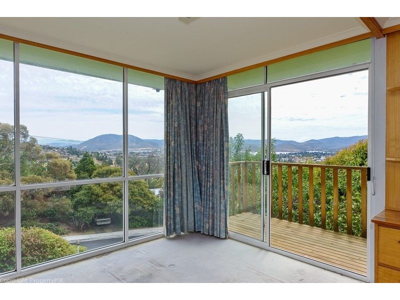98 Doyle Avenue, Lenah Valley TAS 7008