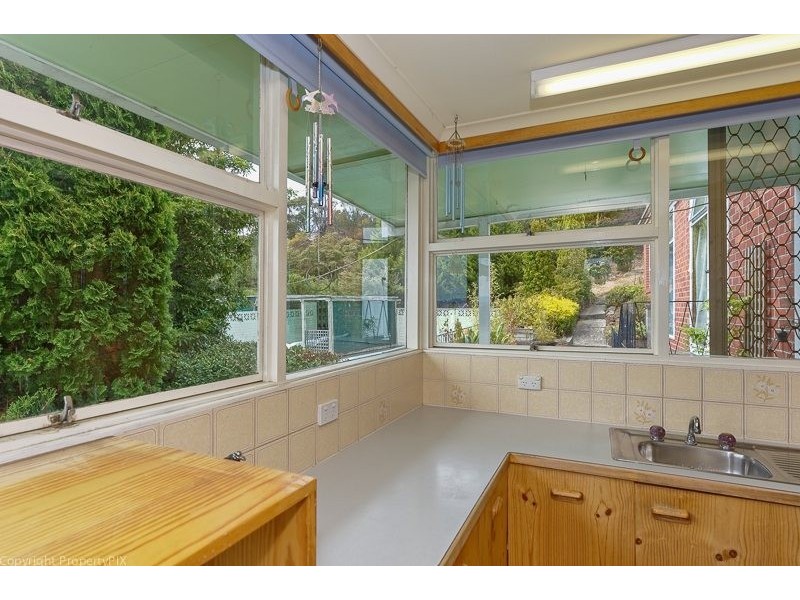 98 Doyle Avenue, Lenah Valley TAS 7008