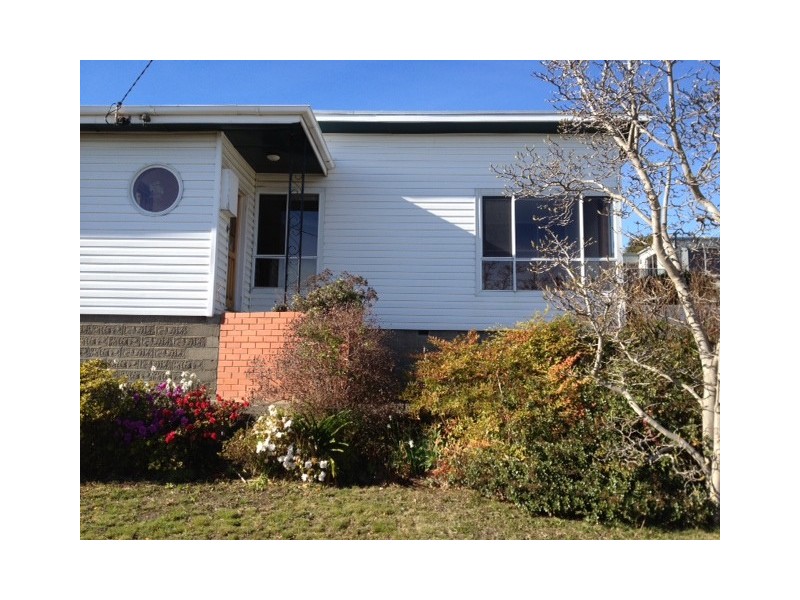 22 East Derwent Highway, Rose Bay TAS 7015