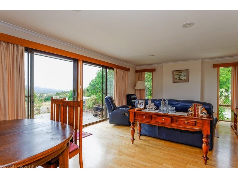 73 Mount Pleasant Road, Kingston TAS 7050